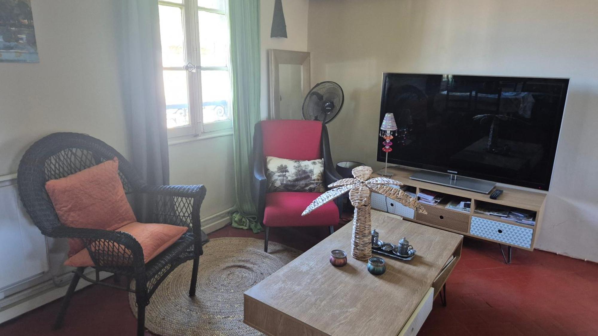 Apartmán Un Nid Sur Les Toits Face Au Palais Des Papes Avignon Exteriér fotografie